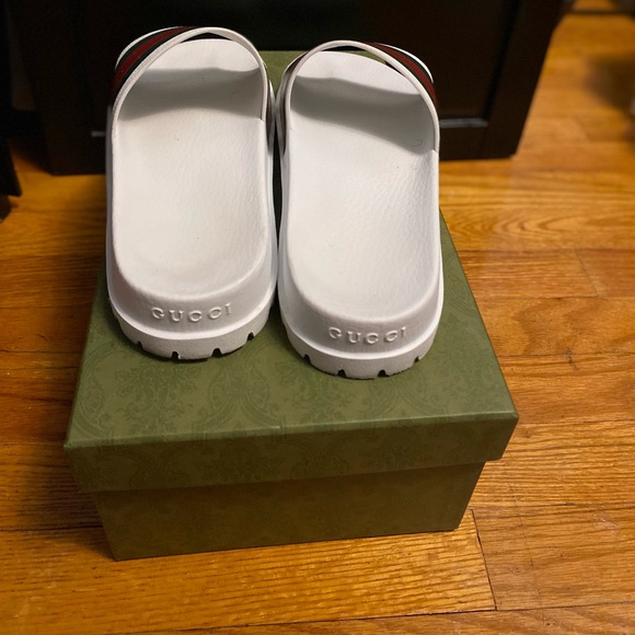 White Gucci Slides - Picture 4 of 5
